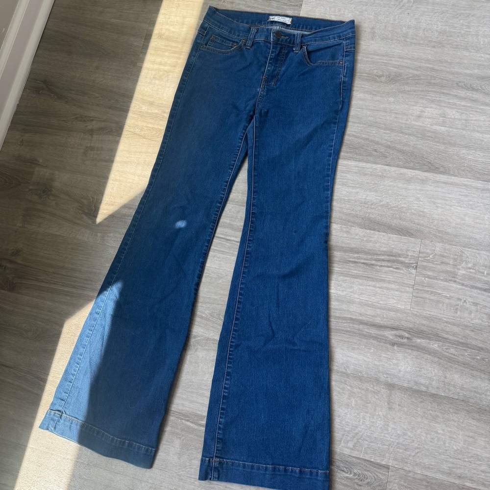 Free people flare jeans - Picture 2 of 5